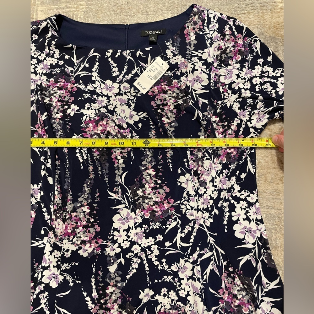NWT Roz & Ali Floral Short Sleeve Midi Dress Women’s Size 18 Stretch Pockets $50 - Picture 8 of 8